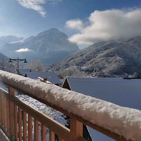 Chalet Cote Cour A 10 Min De La Station 오즈 외부 사진
