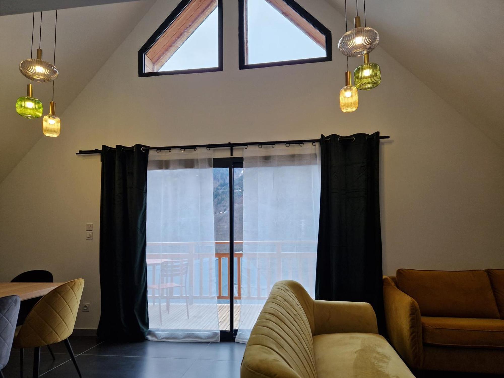 Chalet Cote Cour A 10 Min De La Station 오즈 외부 사진